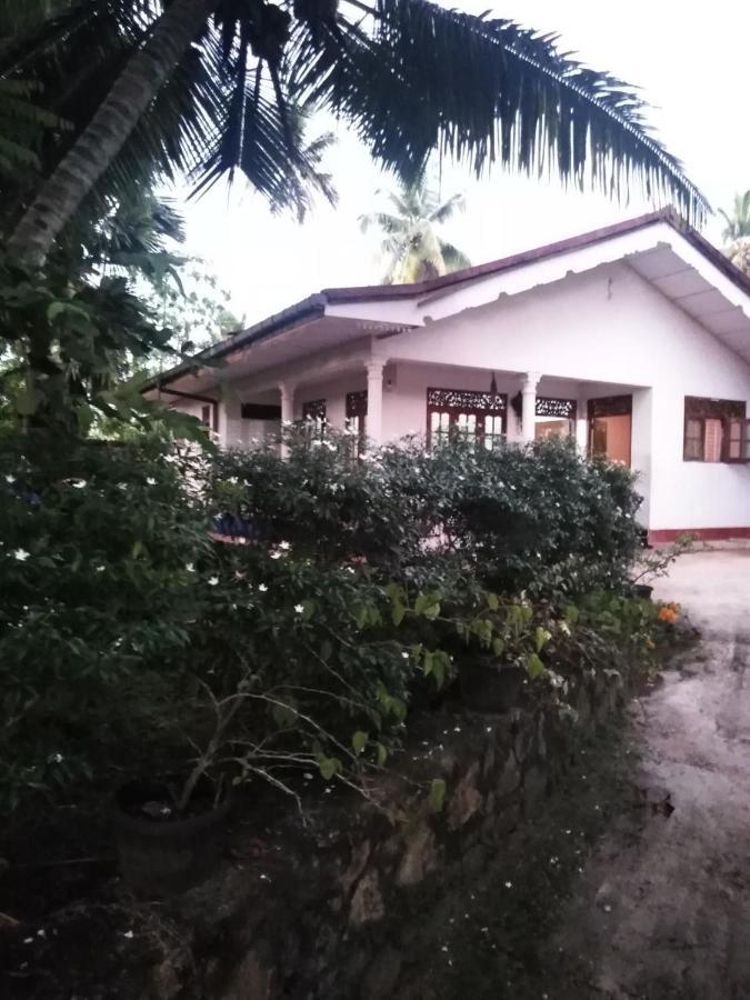 Field Island Villa - Ahangama Room photo